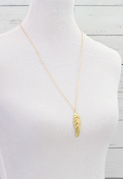 Leaf Pendant Necklace